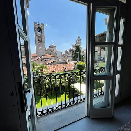 La Finestra Charme & Relax Apartment Bergamo Exterior photo